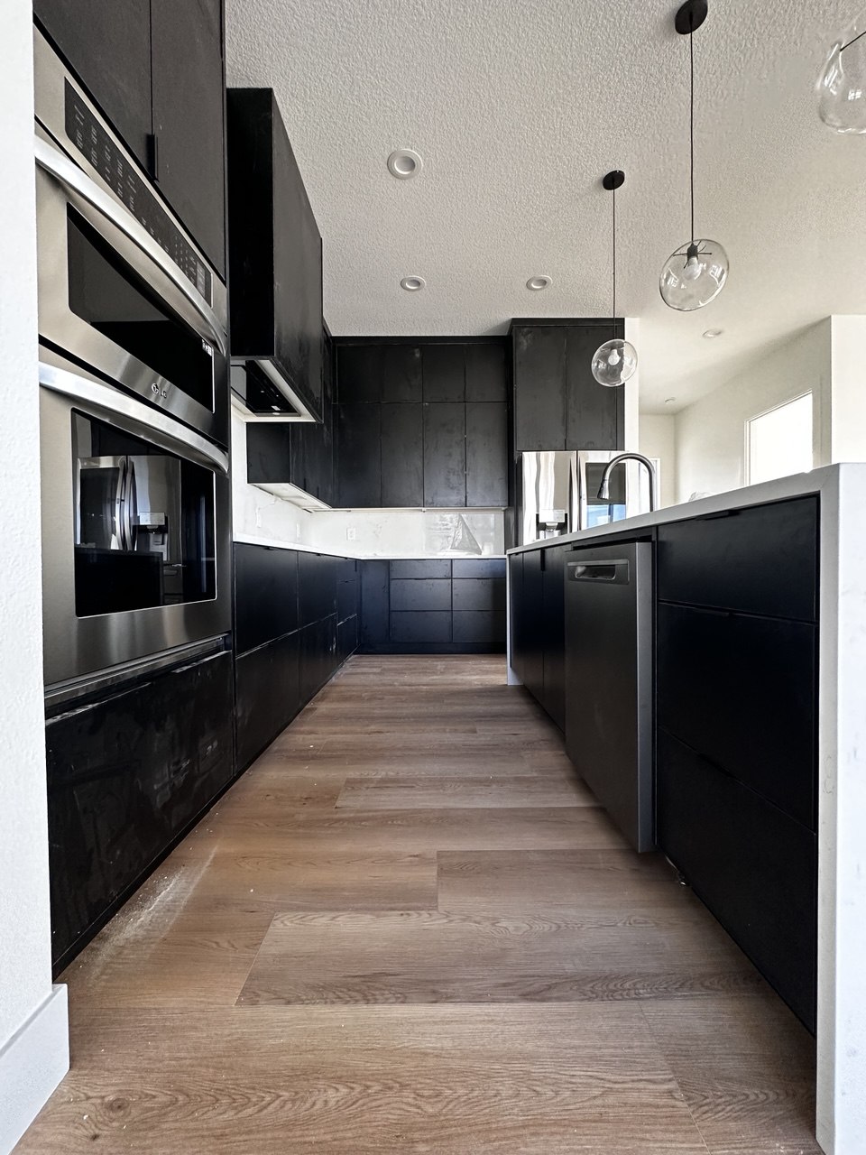 DreamCabinets Kitchen Installation 1