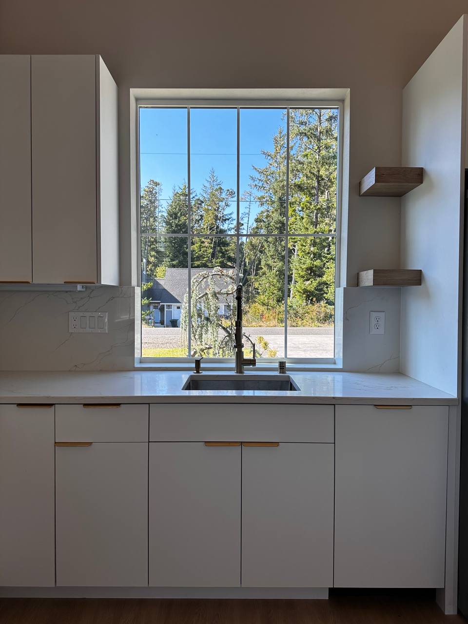 BTN Homes Coastal Kitchen 2